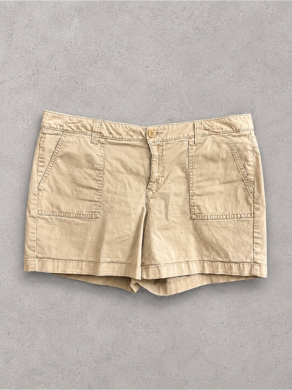 Tommy Hilfiger Khaki Utility Shorts Womens 14 Tan Chino Casual Pockets